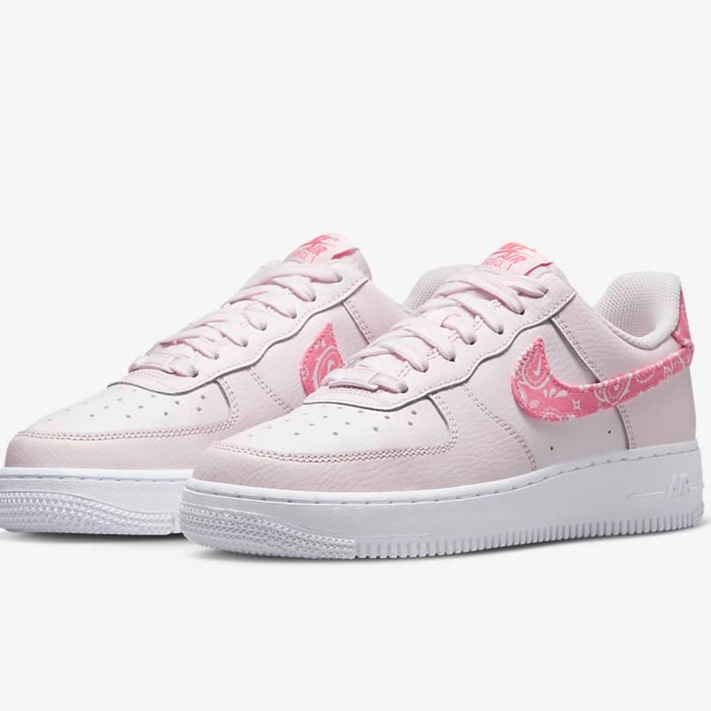 💗 NIKE 💗 Air Force 1 '07 - Paisley Pattern Print - Brand New in Box, Size 9.5
